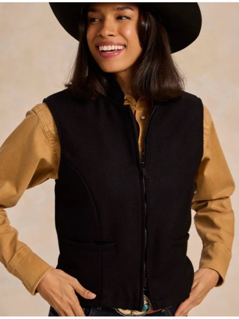 Schaefer Outfitter Cheyenne Black Wool Blend Zip Front Vest Women’s Large